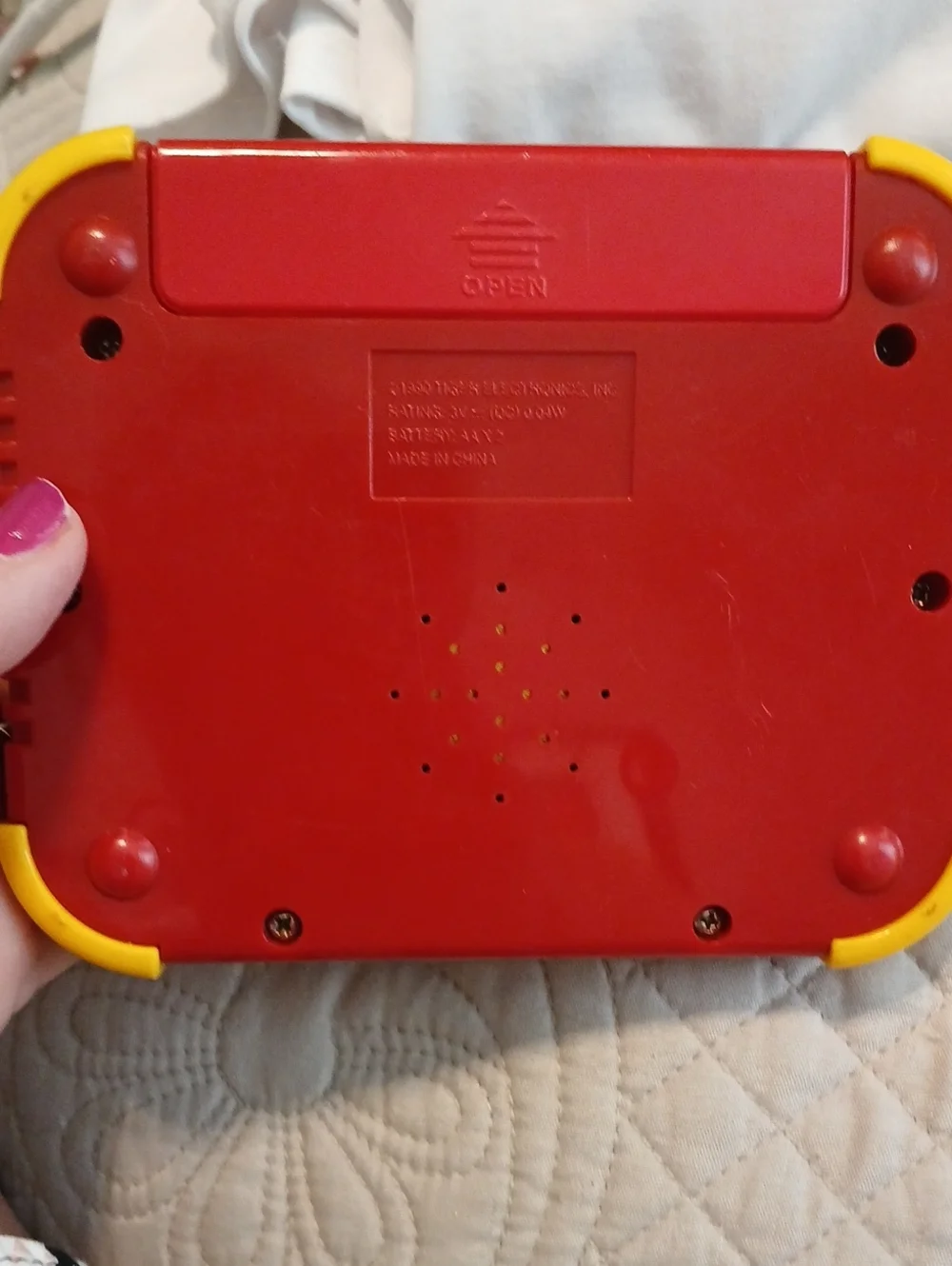 VINTAGE 1990 TIGER Disney Aladdin Handheld Electronic Game